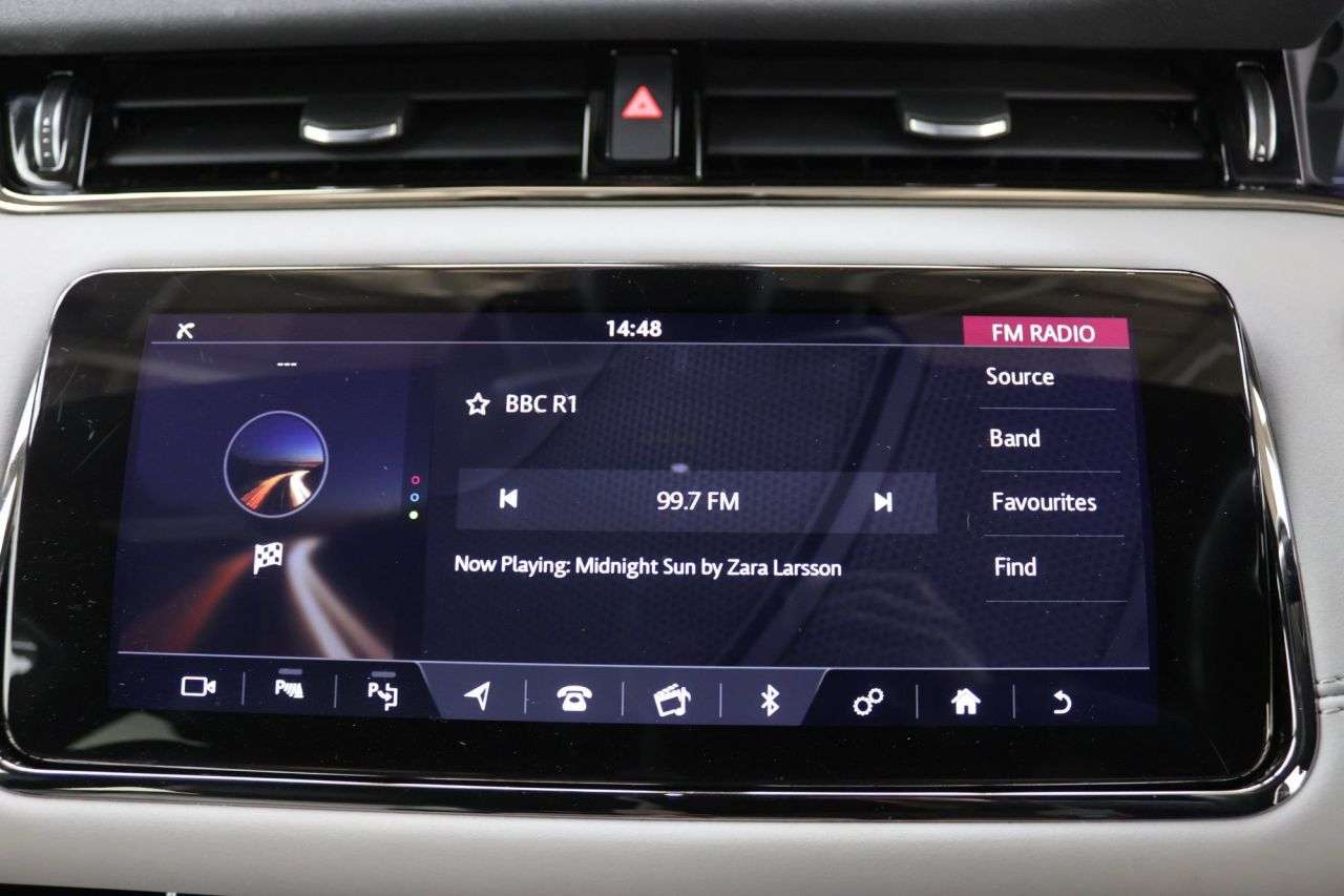 2019 LAND ROVER RANGE ROVER EVOQUE 2019 LAND ROVER RANGE ROVER EVOQUE