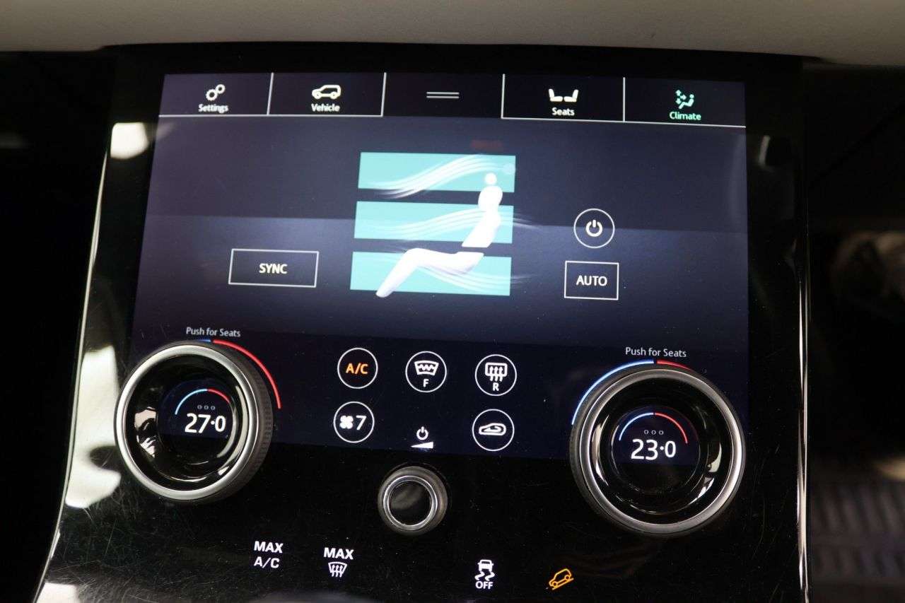 2019 LAND ROVER RANGE ROVER EVOQUE 2019 LAND ROVER RANGE ROVER EVOQUE