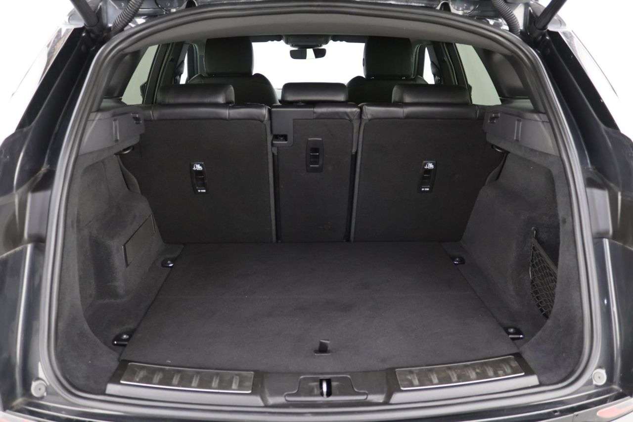 2019 LAND ROVER RANGE ROVER EVOQUE 2019 LAND ROVER RANGE ROVER EVOQUE