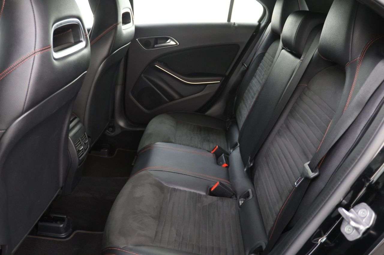 2018 MERCEDES-BENZ A CLASS 2018 MERCEDES-BENZ A CLASS