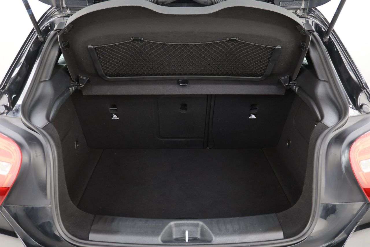 2018 MERCEDES-BENZ A CLASS 2018 MERCEDES-BENZ A CLASS