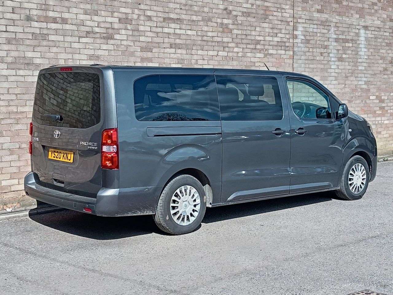 A 2020 TOYOTA PROACE VERSO 2.0D Shuttle Long MPV 5dr Diesel Manual LWB Euro 6 (s/s) (9 Seat) (150 ps) A 2020 TOYOTA PROACE VERSO 2.0D Shuttle Long MPV 5dr Diesel Manual LWB Euro 6 (s/s) (9 Seat) (150 ps)