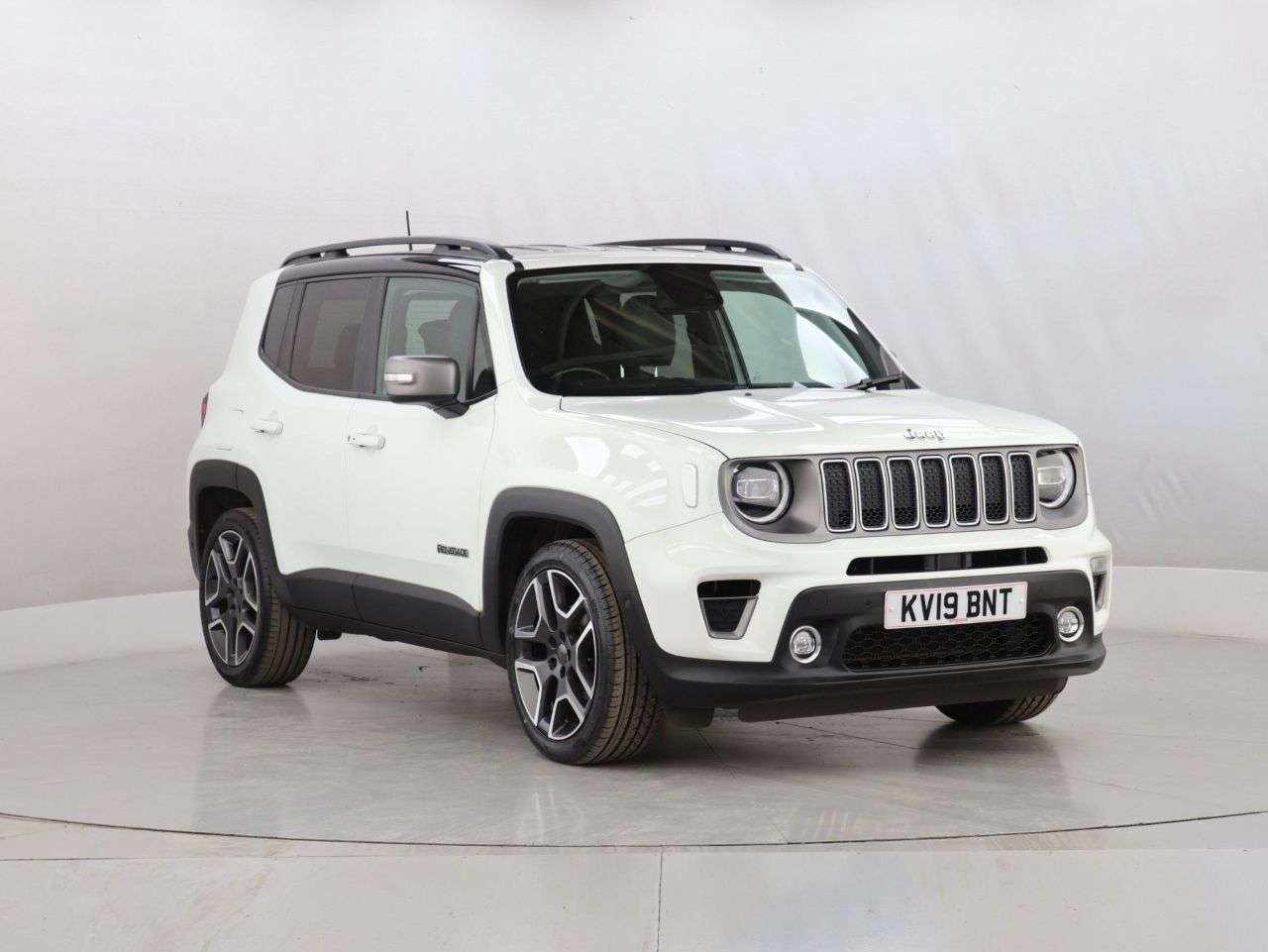 A 2019 JEEP RENEGADE 1.0 GSE T3 Limited SUV 5dr Petrol Manual Euro 6 (s/s) (120 ps) A 2019 JEEP RENEGADE 1.0 GSE T3 Limited SUV 5dr Petrol Manual Euro 6 (s/s) (120 ps)