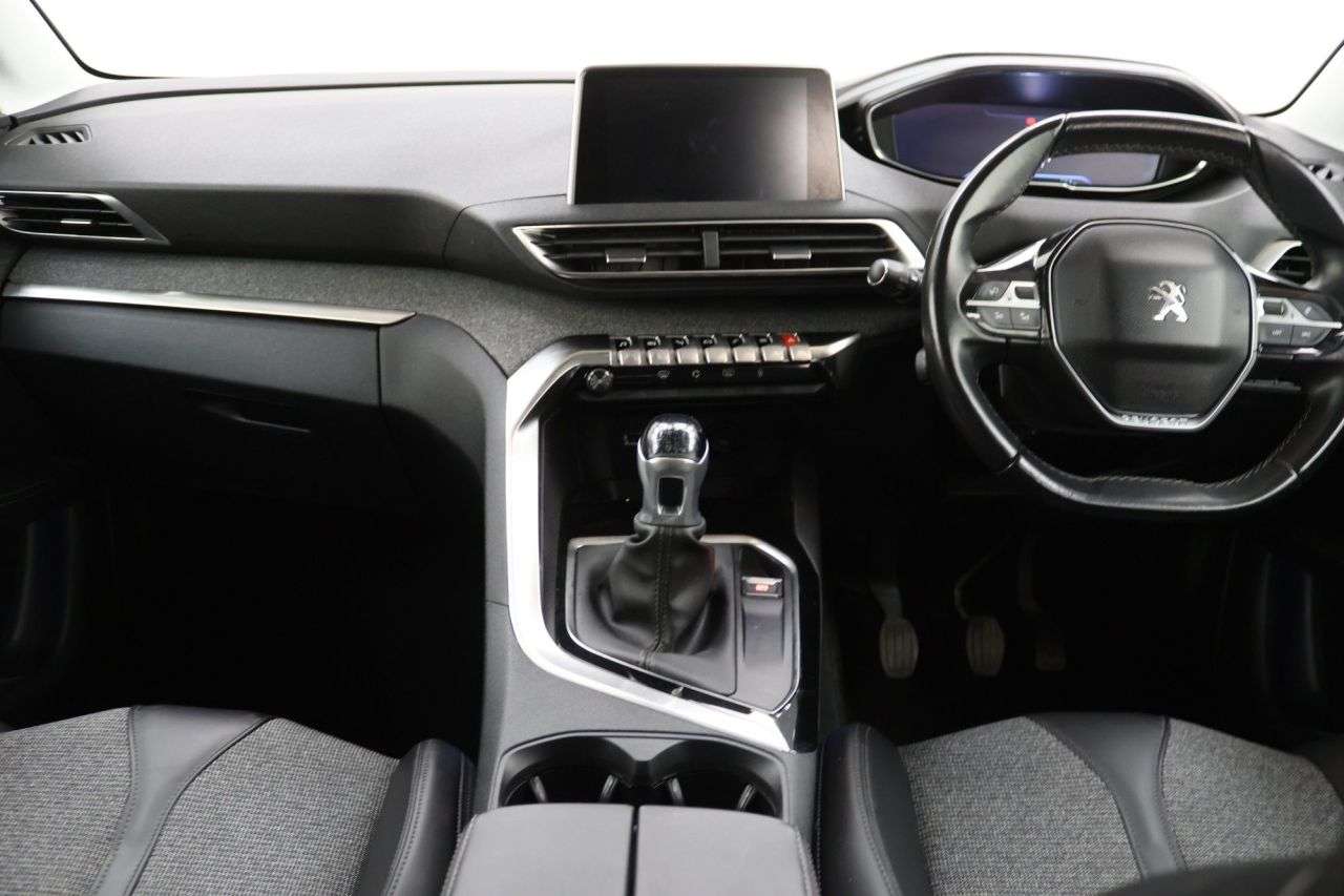 2018 PEUGEOT 3008 2018 PEUGEOT 3008