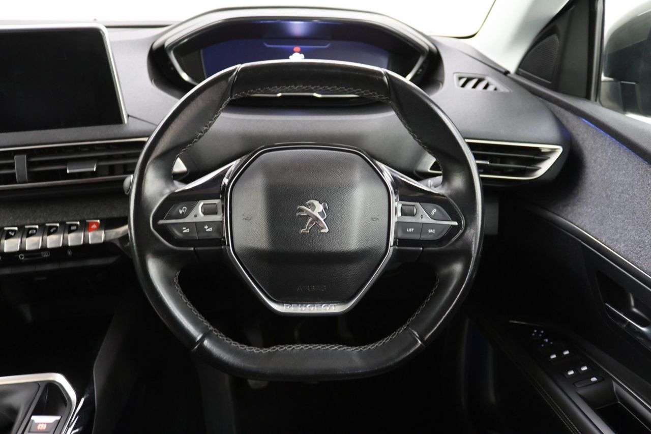 2018 PEUGEOT 3008 2018 PEUGEOT 3008