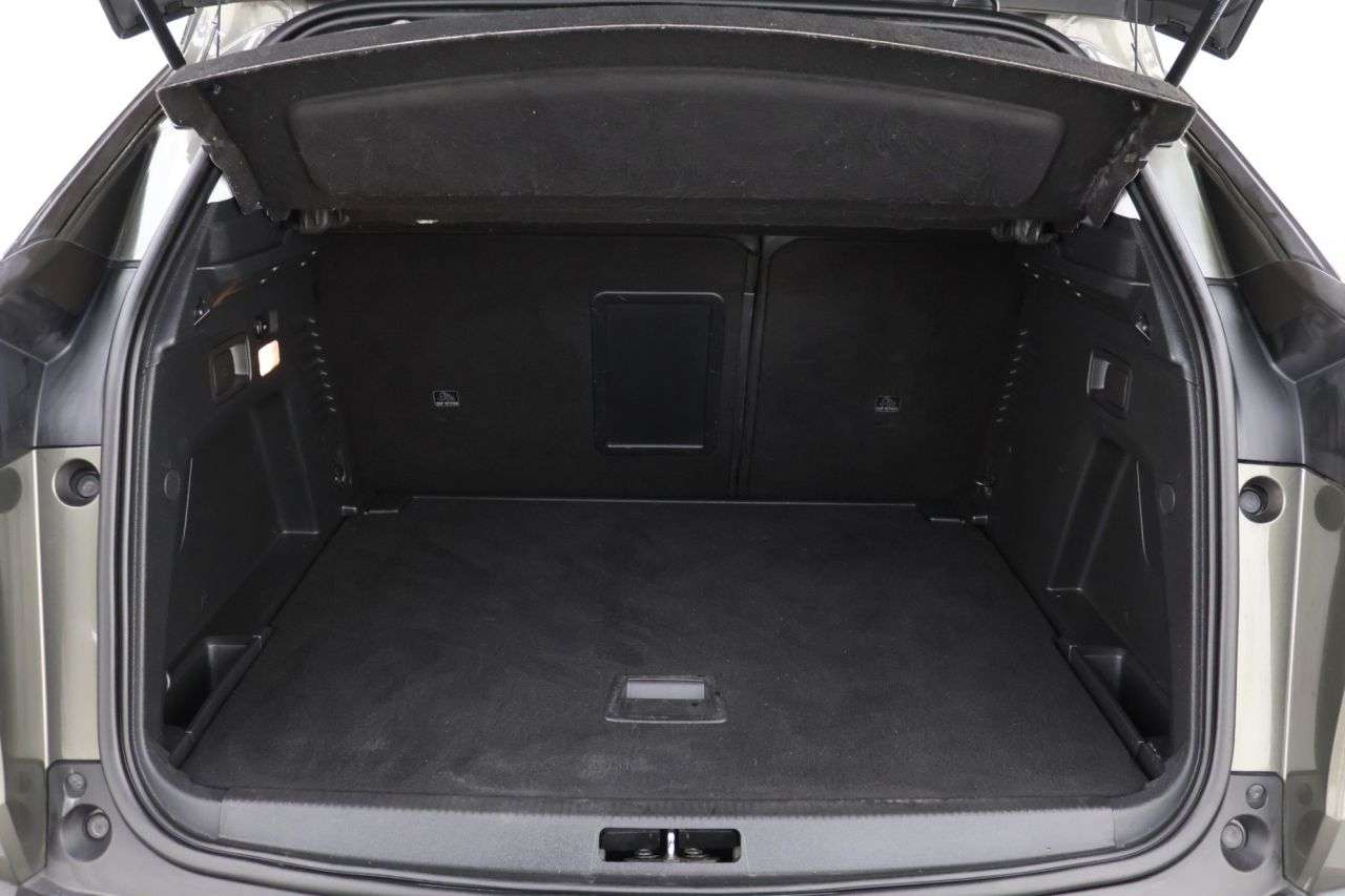 2018 PEUGEOT 3008 2018 PEUGEOT 3008