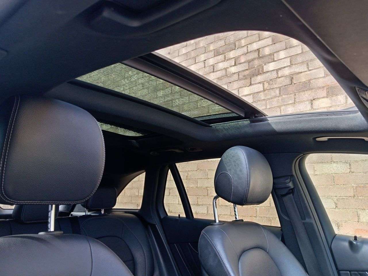 A 2019 MERCEDES-BENZ GLC CLASS 2.0 GLC250 AMG Line (Premium) SUV 5dr Petrol G-Tronic+ 4MATIC Euro 6 (s/s) A 2019 MERCEDES-BENZ GLC CLASS 2.0 GLC250 AMG Line (Premium) SUV 5dr Petrol G-Tronic+ 4MATIC Euro 6 (s/s)