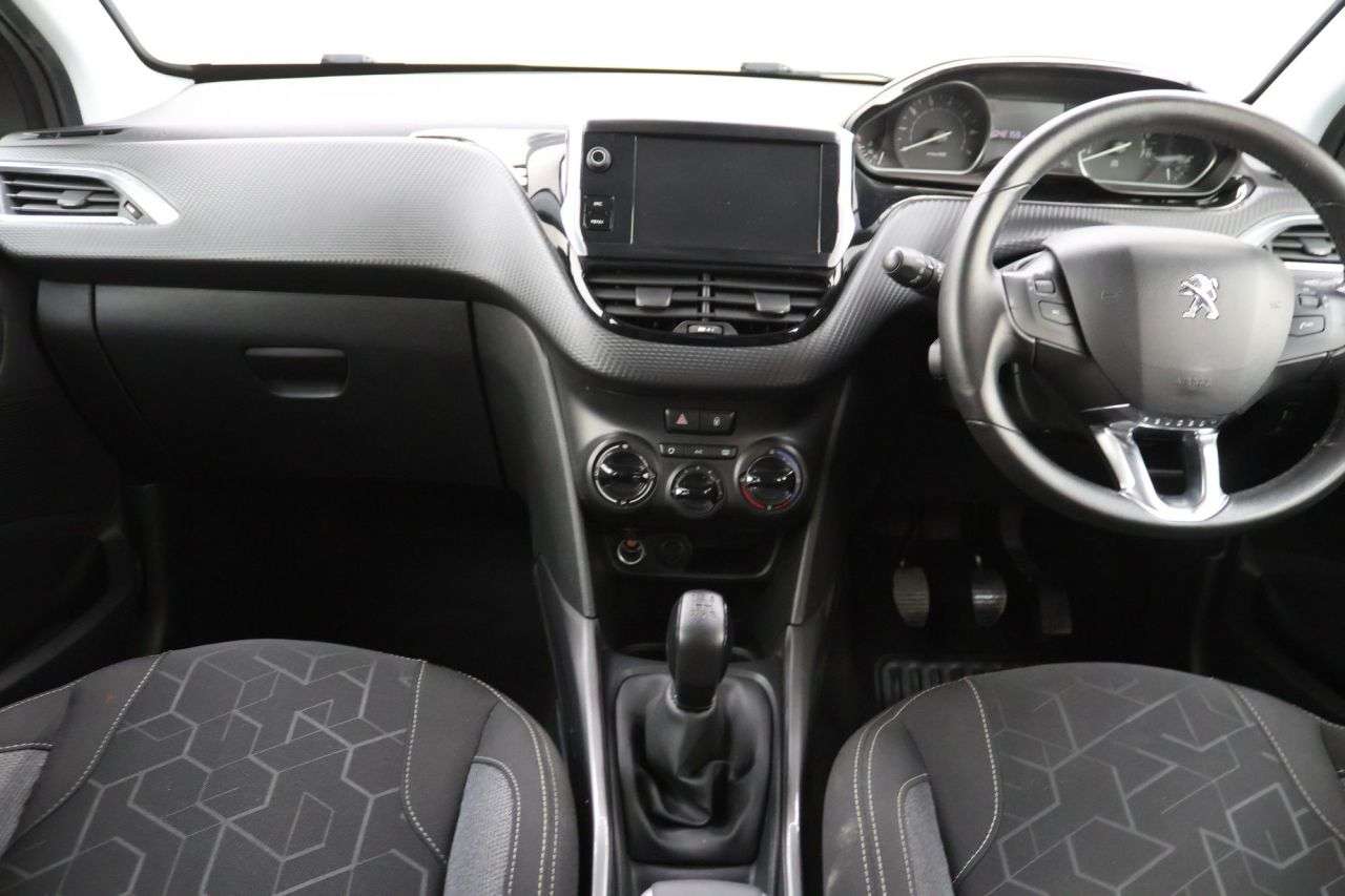 2018 PEUGEOT 2008 2018 PEUGEOT 2008