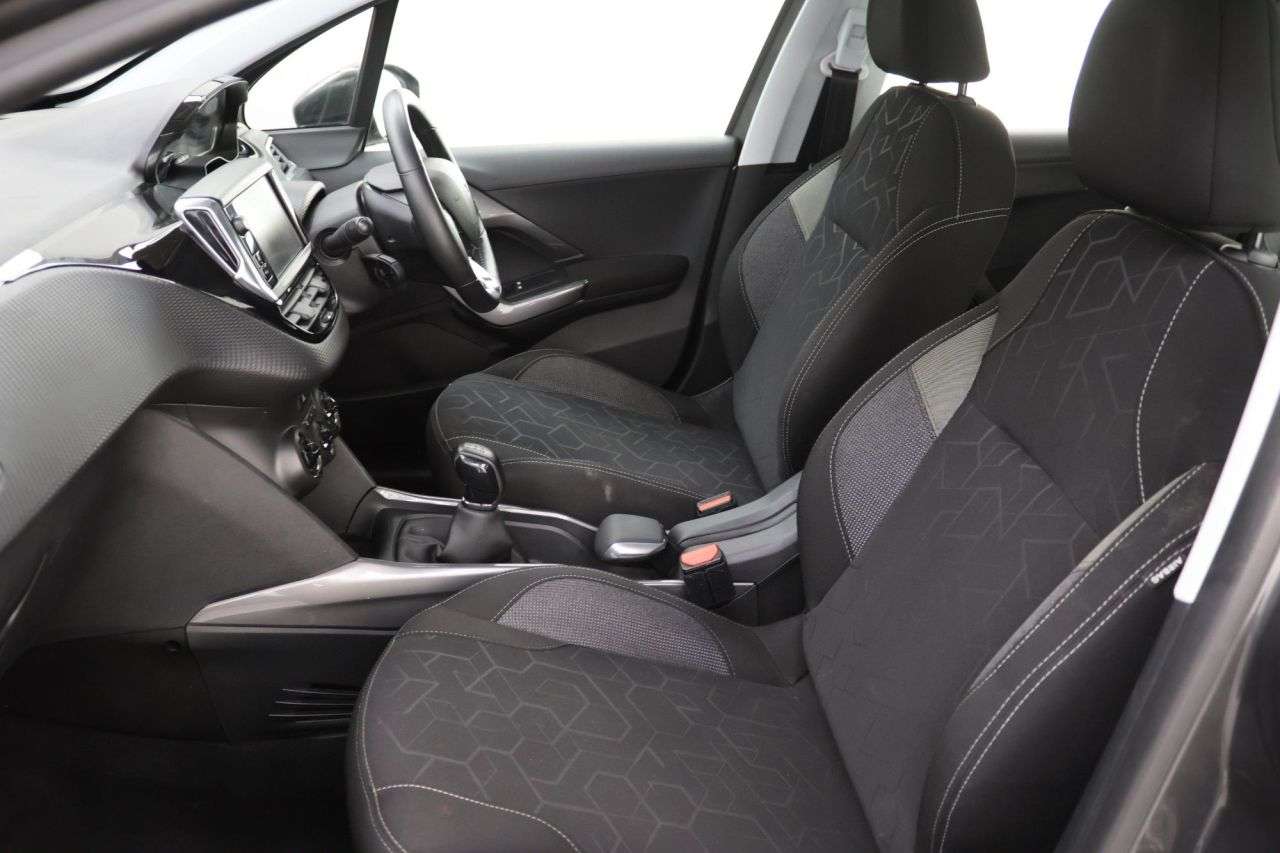 2018 PEUGEOT 2008 2018 PEUGEOT 2008