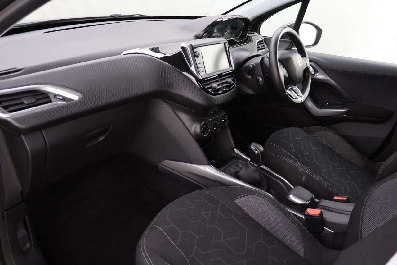 2018 PEUGEOT 2008 2018 PEUGEOT 2008