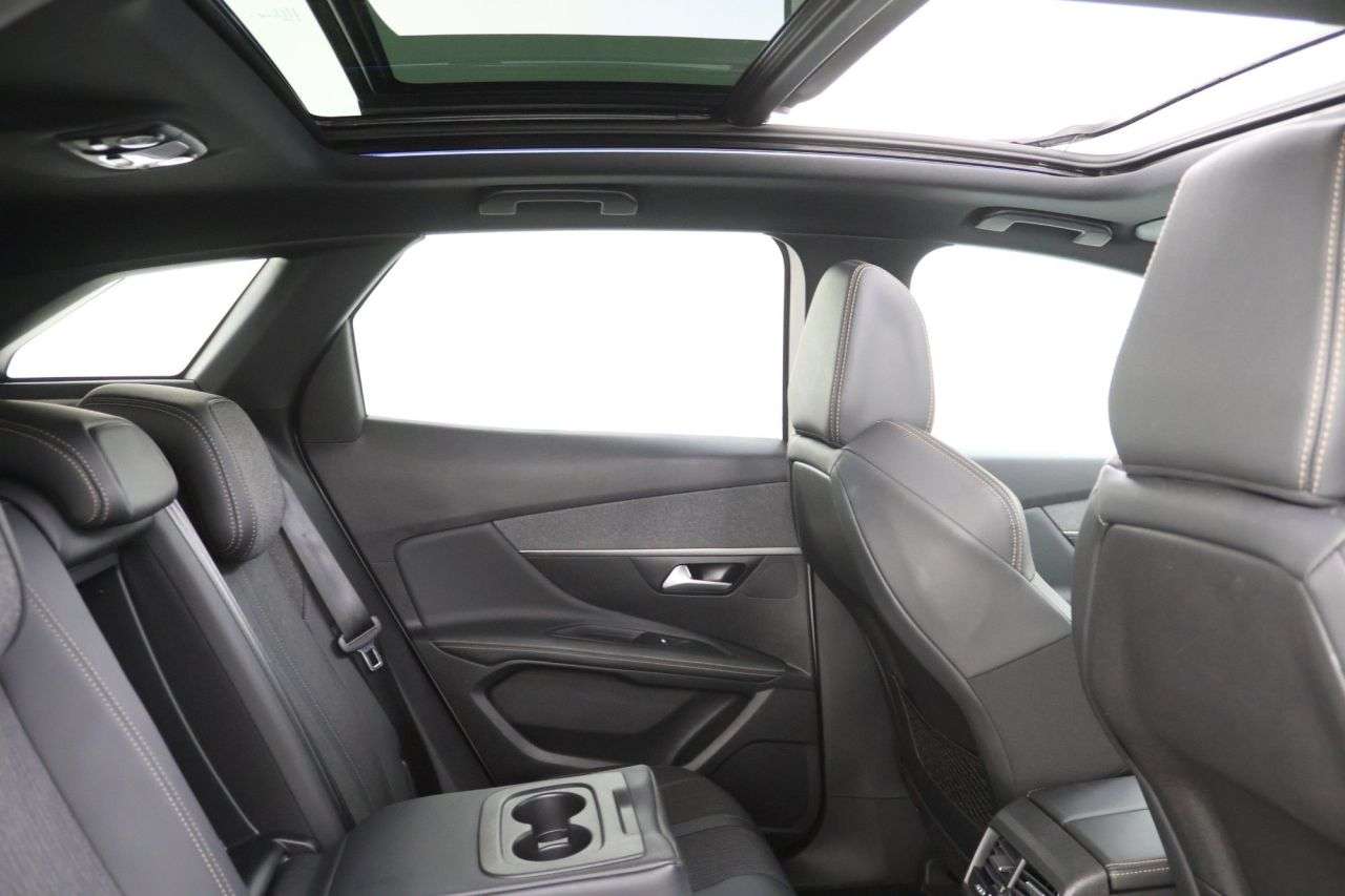 A 2019 PEUGEOT 3008 1.5 BlueHDi GT Line Premium SUV 5dr Diesel Manual Euro 6 (s/s) (130 ps) A 2019 PEUGEOT 3008 1.5 BlueHDi GT Line Premium SUV 5dr Diesel Manual Euro 6 (s/s) (130 ps)