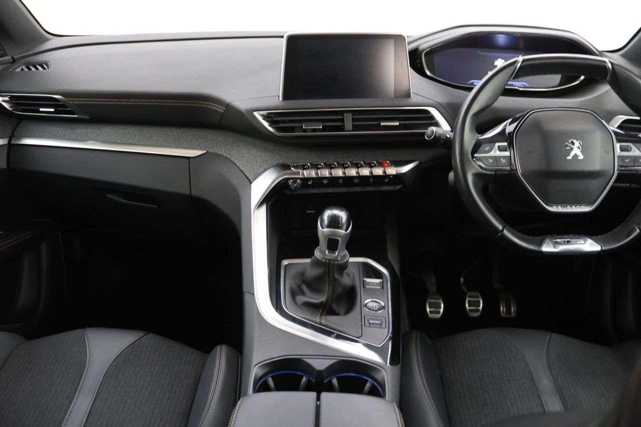 2019 PEUGEOT 3008 2019 PEUGEOT 3008