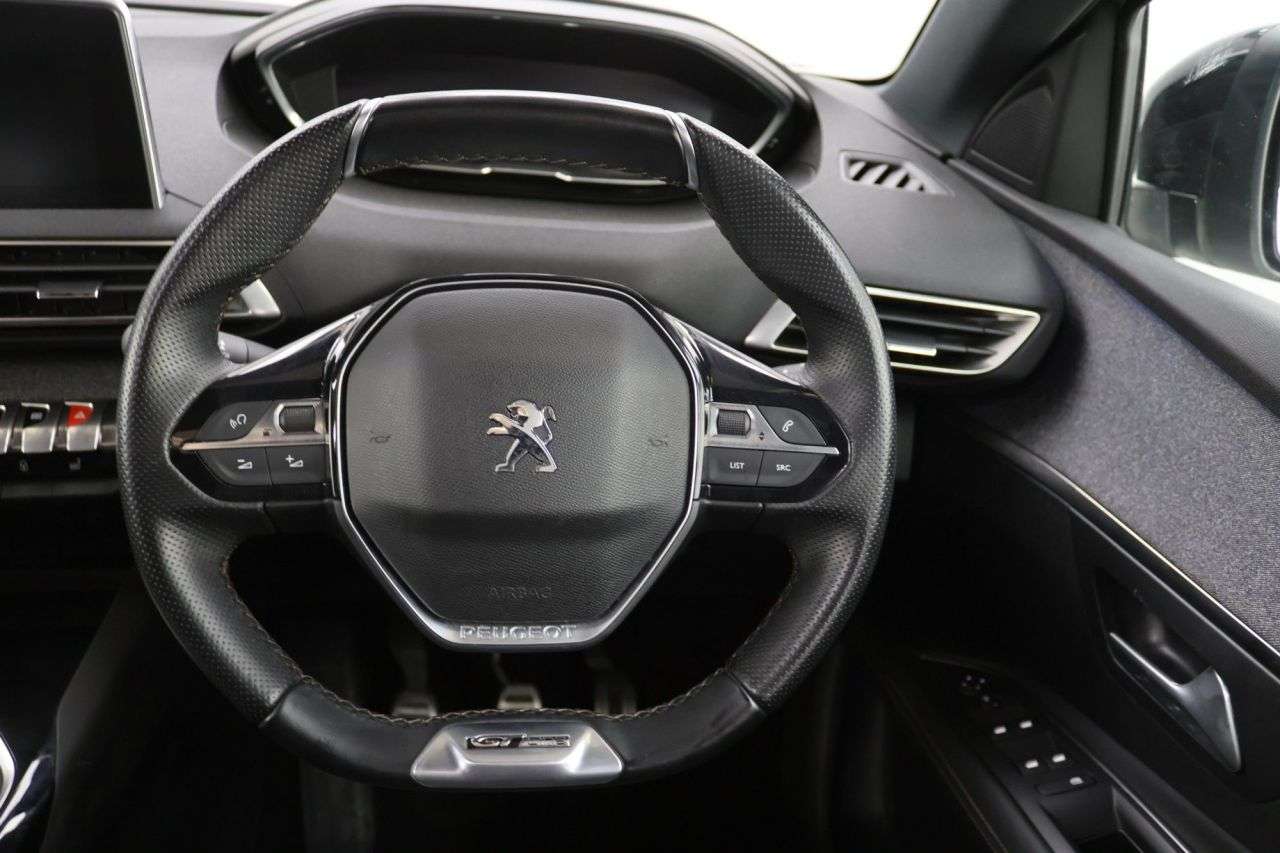 2019 PEUGEOT 3008 2019 PEUGEOT 3008