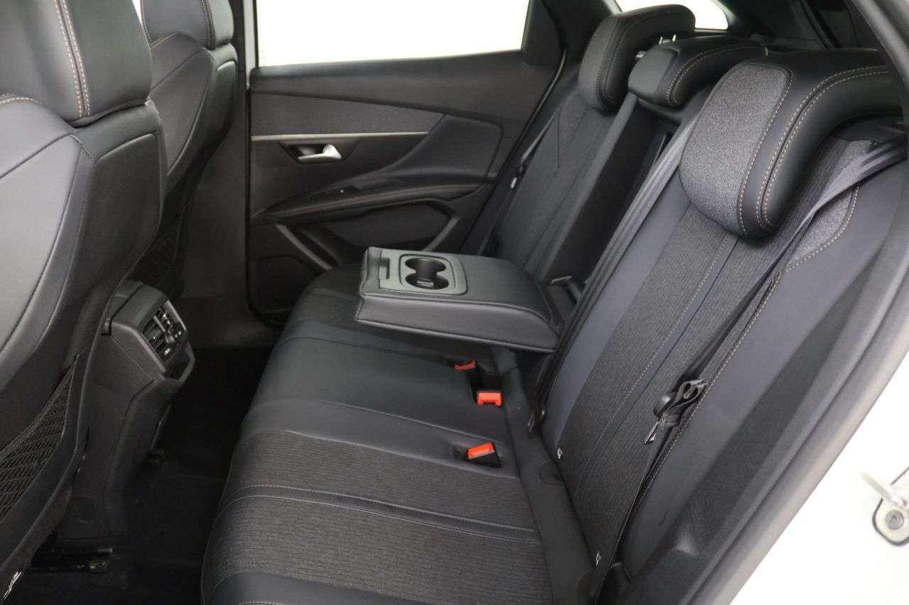 2019 PEUGEOT 3008 2019 PEUGEOT 3008