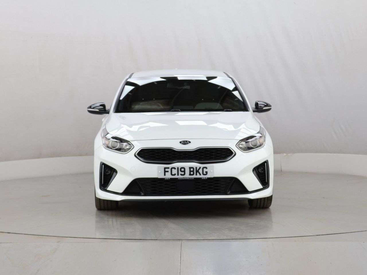 A 2019 KIA CEED 1.0 T-GDi GT-Line Hatchback 5dr Petrol Manual Euro 6 (s/s) (118 bhp) A 2019 KIA CEED 1.0 T-GDi GT-Line Hatchback 5dr Petrol Manual Euro 6 (s/s) (118 bhp)