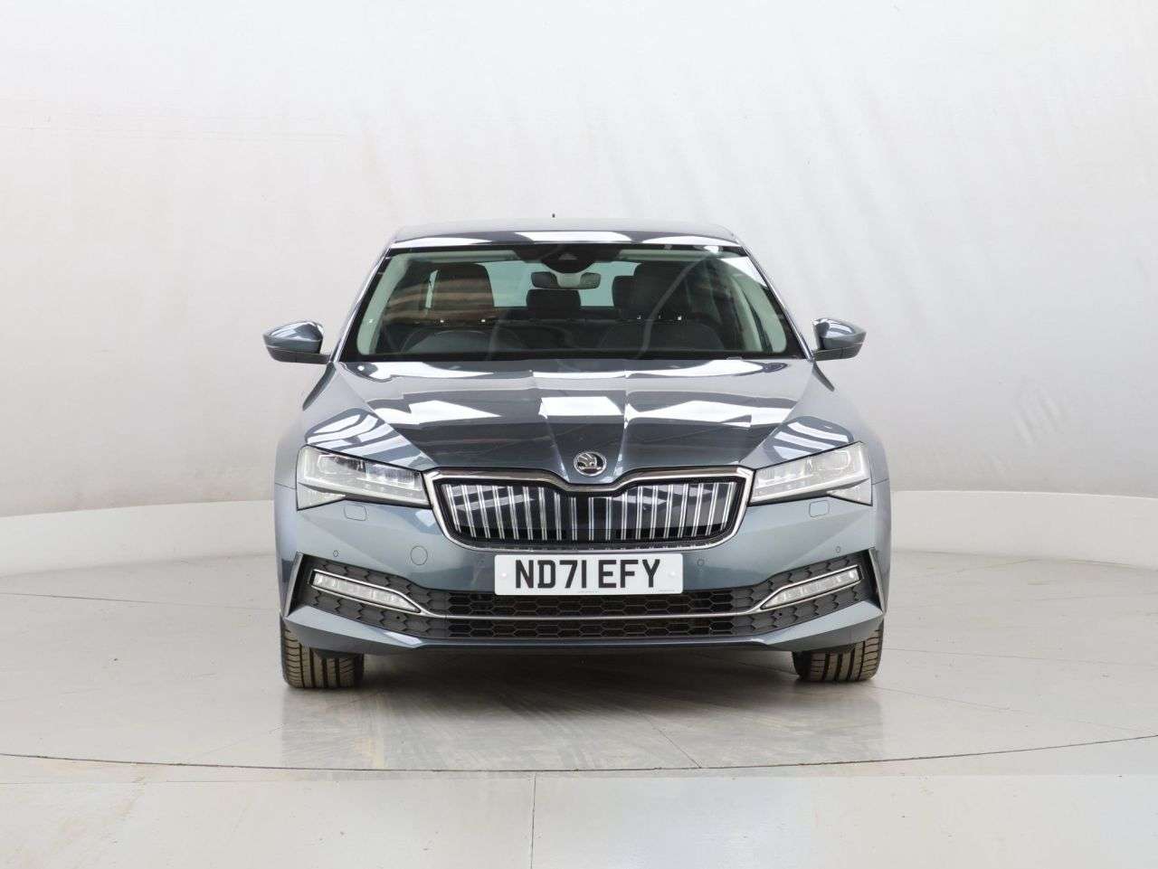 A 2021 SKODA SUPERB 1.4 TSI iV 13kWh SE L Hatchback 5dr Petrol Plug-in Hybrid DSG Euro 6 (s/s) A 2021 SKODA SUPERB 1.4 TSI iV 13kWh SE L Hatchback 5dr Petrol Plug-in Hybrid DSG Euro 6 (s/s)
