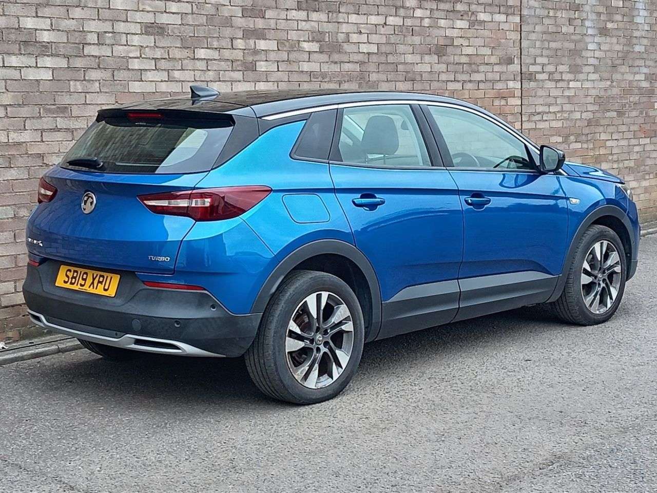 A 2019 VAUXHALL GRANDLAND X 1.2 Turbo GPF Sport Nav SUV 5dr Petrol Manual Euro 6 (s/s) (130 ps) A 2019 VAUXHALL GRANDLAND X 1.2 Turbo GPF Sport Nav SUV 5dr Petrol Manual Euro 6 (s/s) (130 ps)