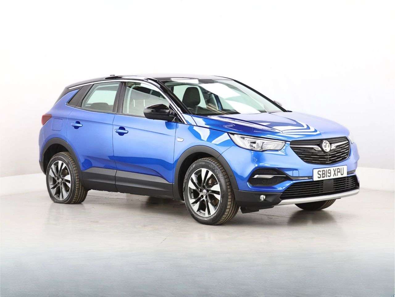 A 2019 VAUXHALL GRANDLAND X 1.2 Turbo GPF Sport Nav SUV 5dr Petrol Manual Euro 6 (s/s) (130 ps) A 2019 VAUXHALL GRANDLAND X 1.2 Turbo GPF Sport Nav SUV 5dr Petrol Manual Euro 6 (s/s) (130 ps)