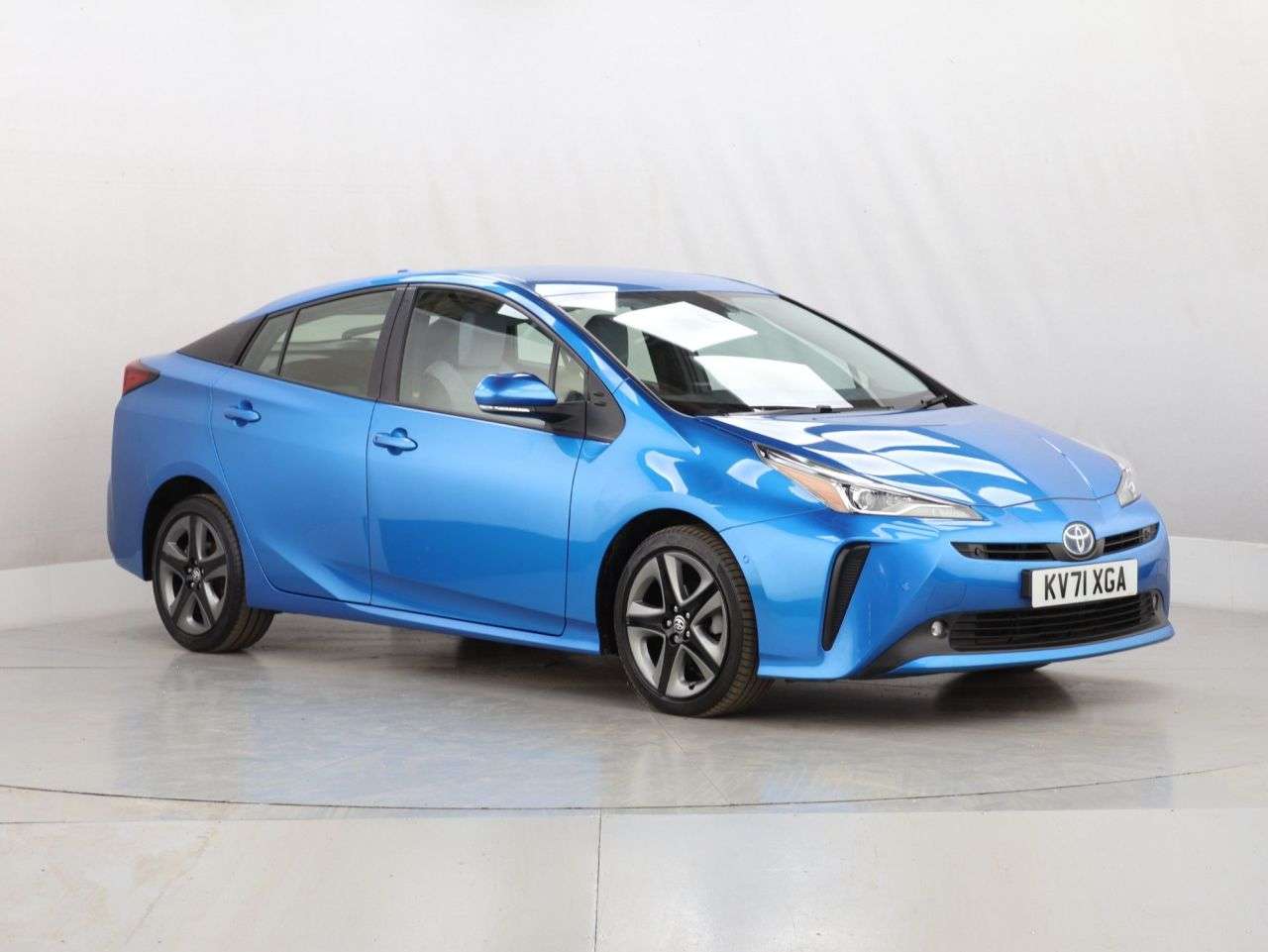 A 2021 TOYOTA PRIUS 1.8 VVT-h GPF Business Edition Plus Hatchback 5dr Petrol Hybrid CVT Euro 6 A 2021 TOYOTA PRIUS 1.8 VVT-h GPF Business Edition Plus Hatchback 5dr Petrol Hybrid CVT Euro 6