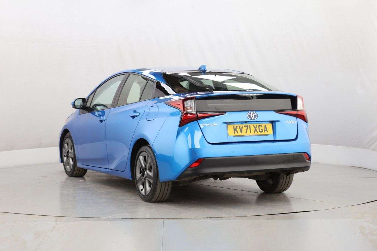 2021 TOYOTA PRIUS 2021 TOYOTA PRIUS