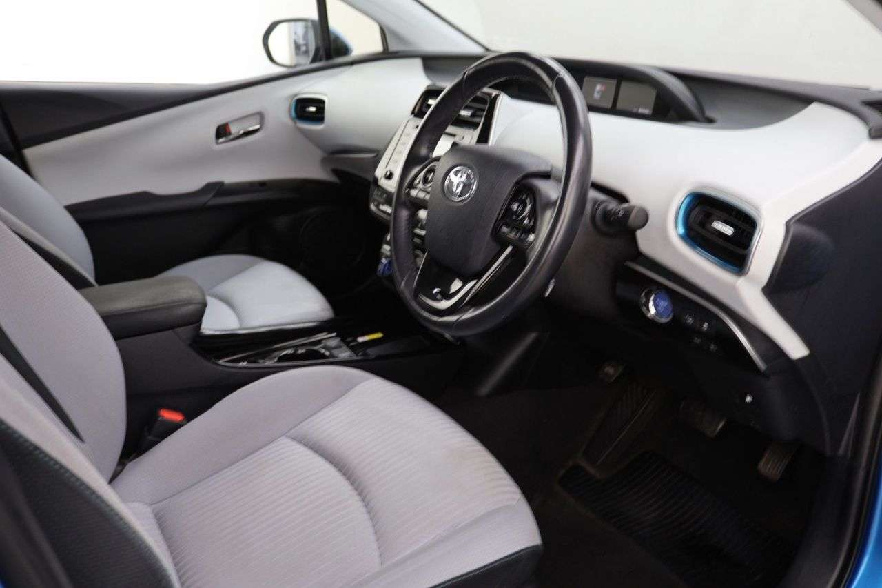 A 2021 TOYOTA PRIUS 1.8 VVT-h GPF Business Edition Plus Hatchback 5dr Petrol Hybrid CVT Euro 6 A 2021 TOYOTA PRIUS 1.8 VVT-h GPF Business Edition Plus Hatchback 5dr Petrol Hybrid CVT Euro 6