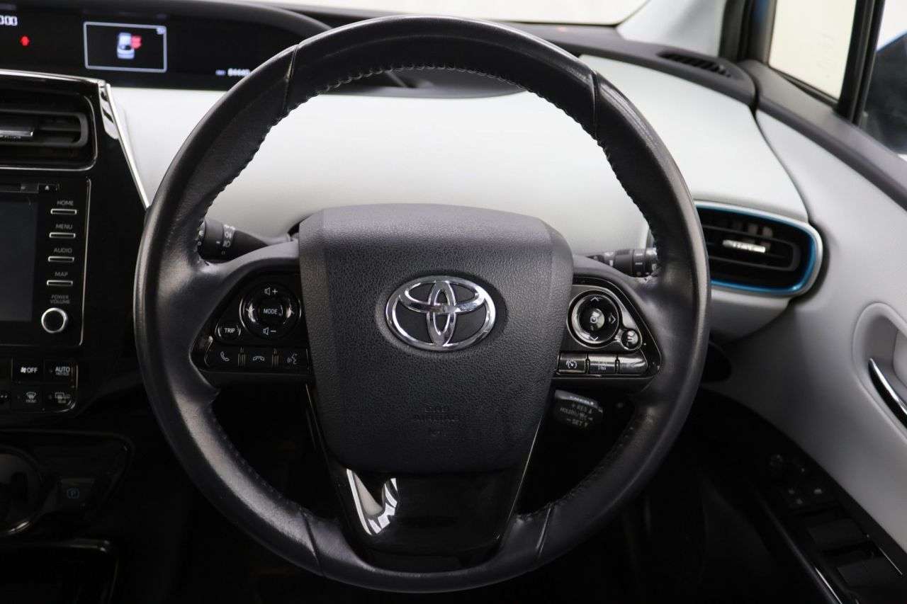 2021 TOYOTA PRIUS 2021 TOYOTA PRIUS