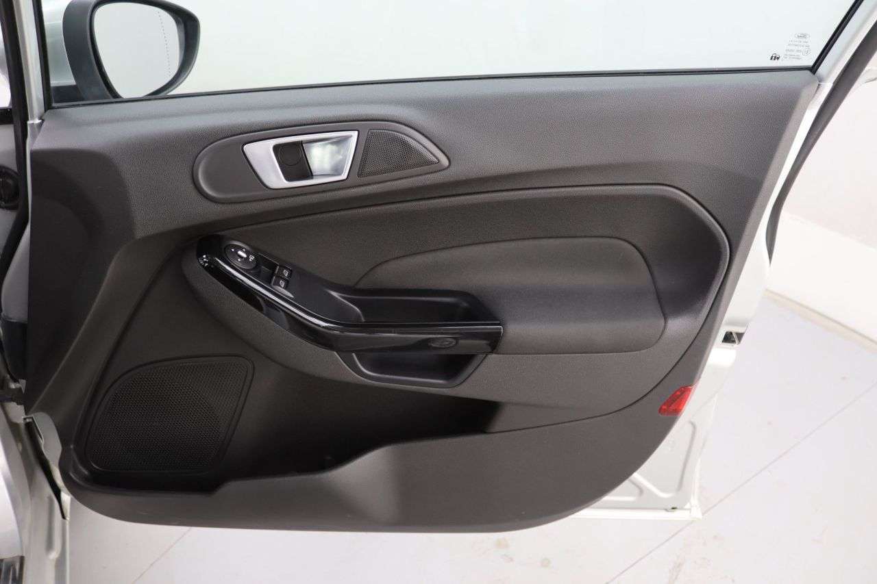 2013 FORD FIESTA 2013 FORD FIESTA