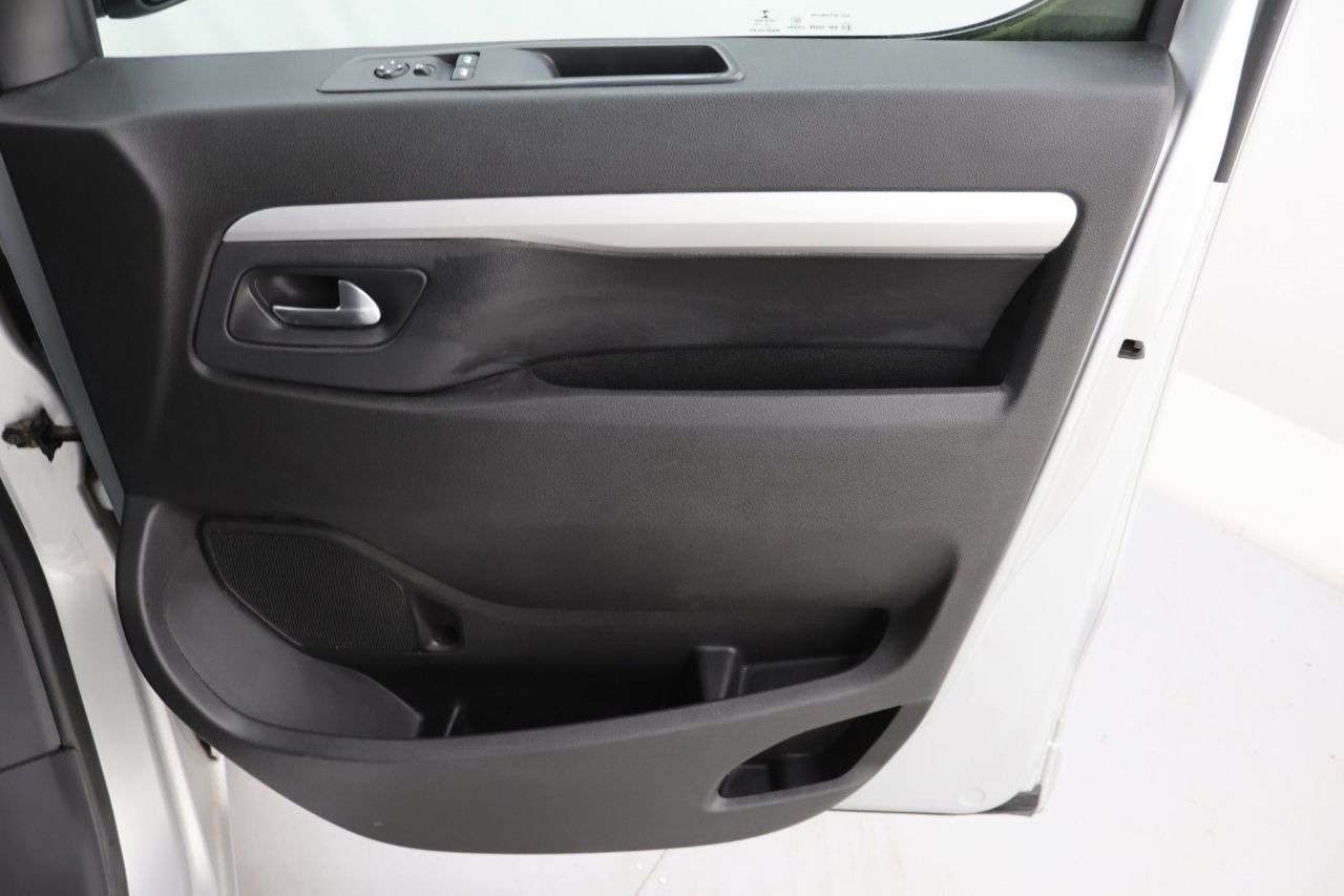 2019 PEUGEOT TRAVELLER 2019 PEUGEOT TRAVELLER