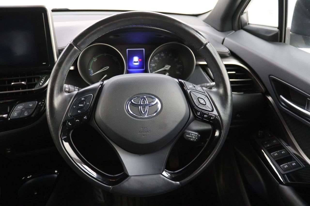 2019 TOYOTA C-HR 2019 TOYOTA C-HR