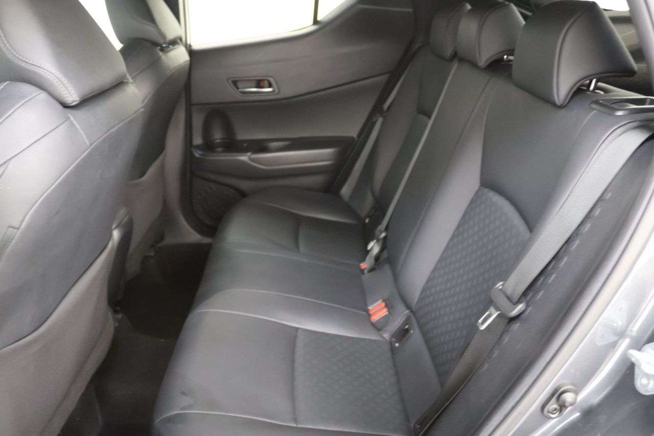 2019 TOYOTA C-HR 2019 TOYOTA C-HR
