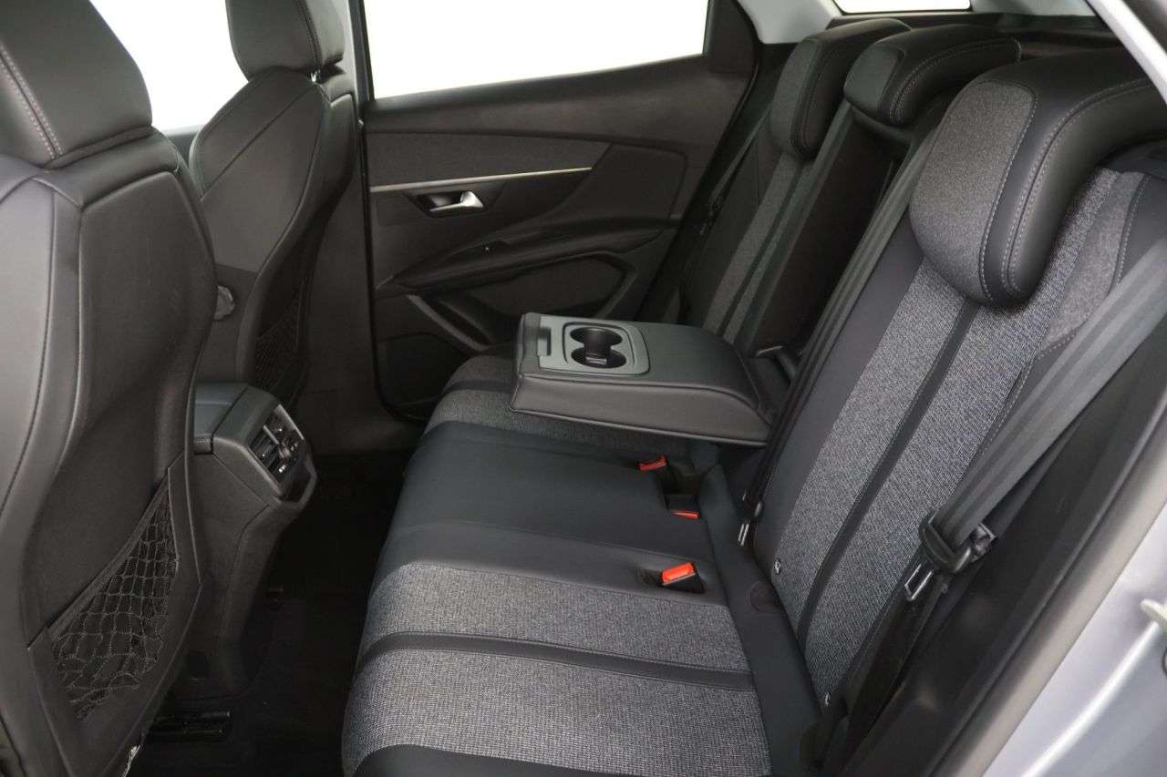 2019 PEUGEOT 3008 2019 PEUGEOT 3008