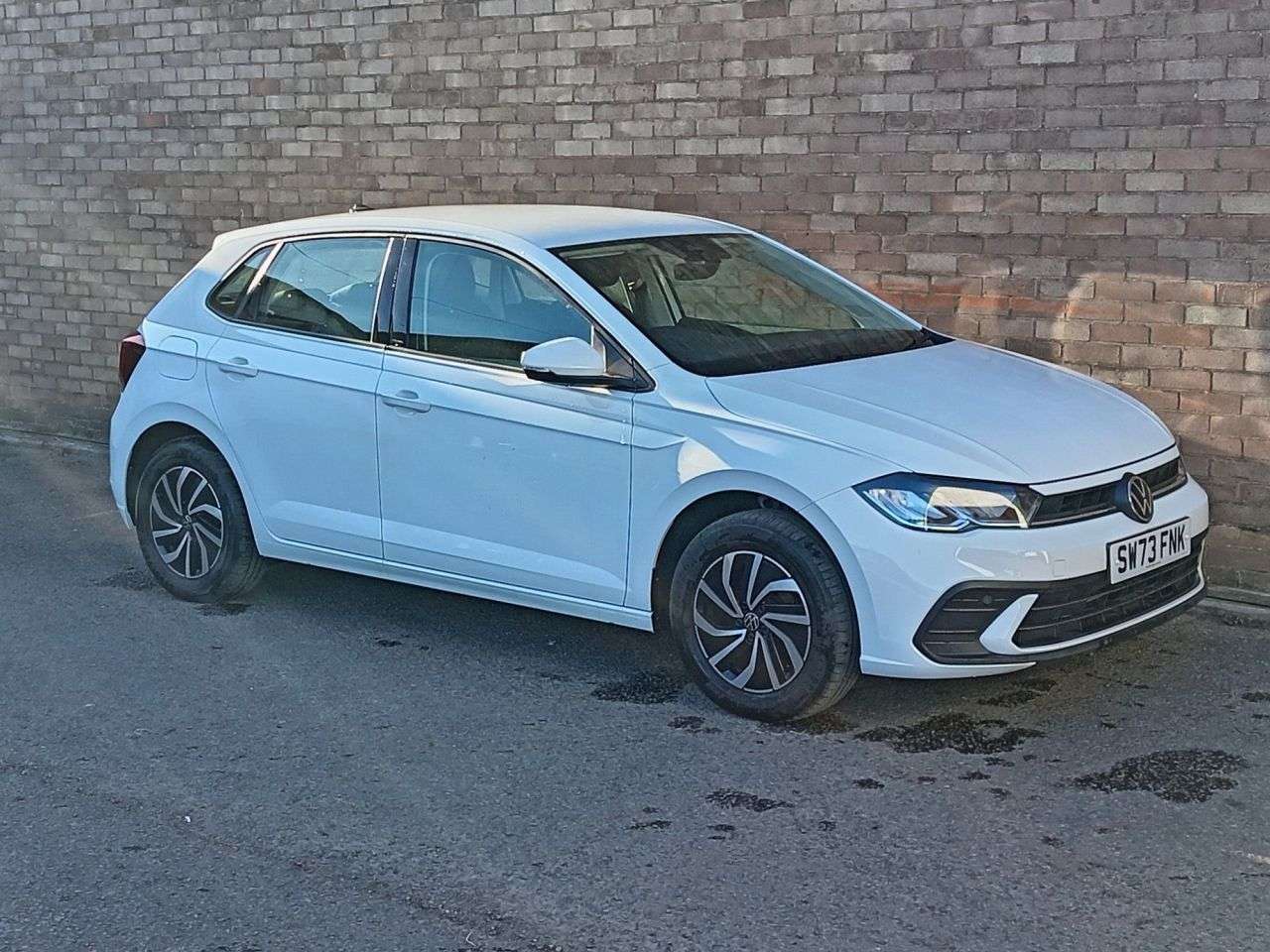 A 2023 VOLKSWAGEN POLO 1.0 EVO Life Hatchback 5dr Petrol Manual Euro 6 (s/s) (80 ps) A 2023 VOLKSWAGEN POLO 1.0 EVO Life Hatchback 5dr Petrol Manual Euro 6 (s/s) (80 ps)