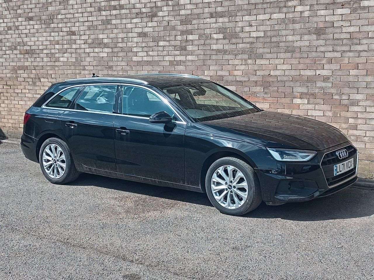 A 2021 AUDI A4 AVANT 2.0 TFSI 35 Technik Estate 5dr Petrol S Tronic Euro 6 (s/s) (150 ps) A 2021 AUDI A4 AVANT 2.0 TFSI 35 Technik Estate 5dr Petrol S Tronic Euro 6 (s/s) (150 ps)