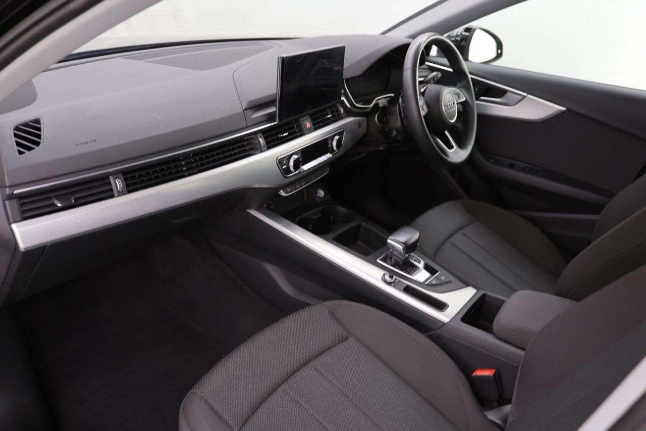 2021 AUDI A4 AVANT 2021 AUDI A4 AVANT