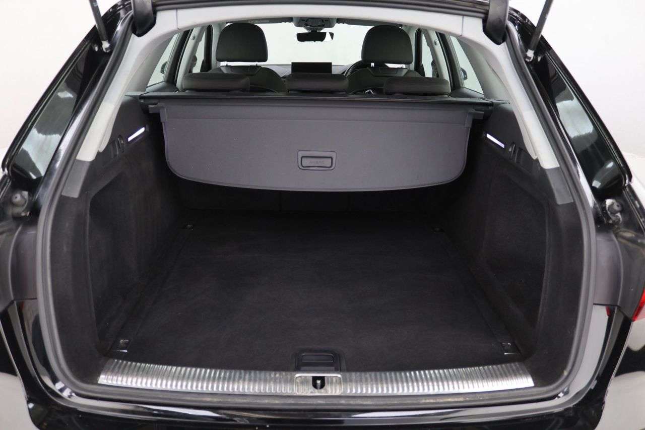 2021 AUDI A4 AVANT 2021 AUDI A4 AVANT