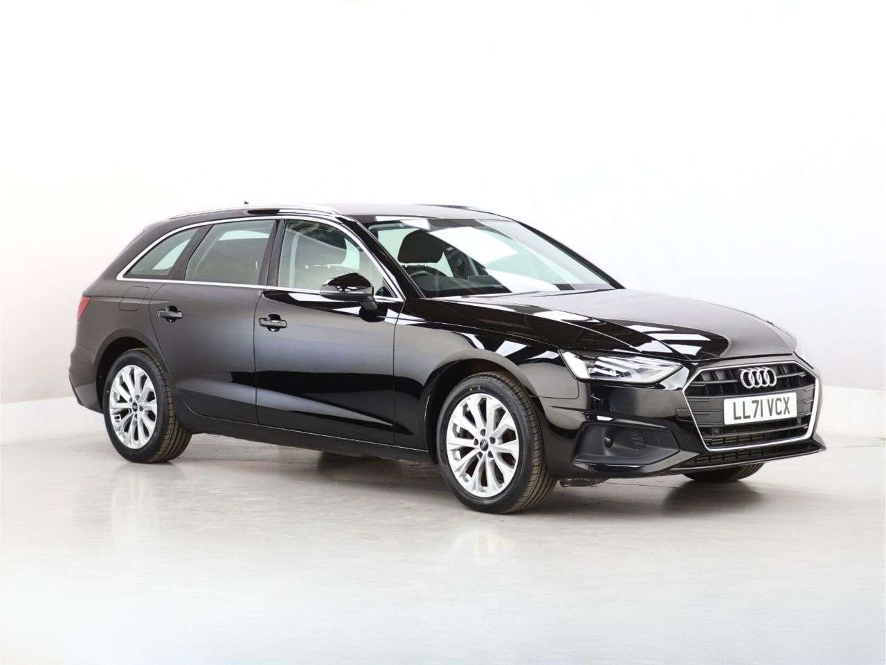 A 2021 AUDI A4 AVANT 2.0 TFSI 35 Technik Estate 5dr Petrol S Tronic Euro 6 (s/s) (150 ps) A 2021 AUDI A4 AVANT 2.0 TFSI 35 Technik Estate 5dr Petrol S Tronic Euro 6 (s/s) (150 ps)