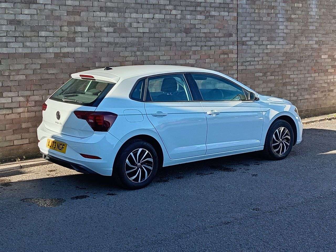 A 2023 VOLKSWAGEN POLO 1.0 EVO Life Hatchback 5dr Petrol Manual Euro 6 (s/s) (80 ps) A 2023 VOLKSWAGEN POLO 1.0 EVO Life Hatchback 5dr Petrol Manual Euro 6 (s/s) (80 ps)