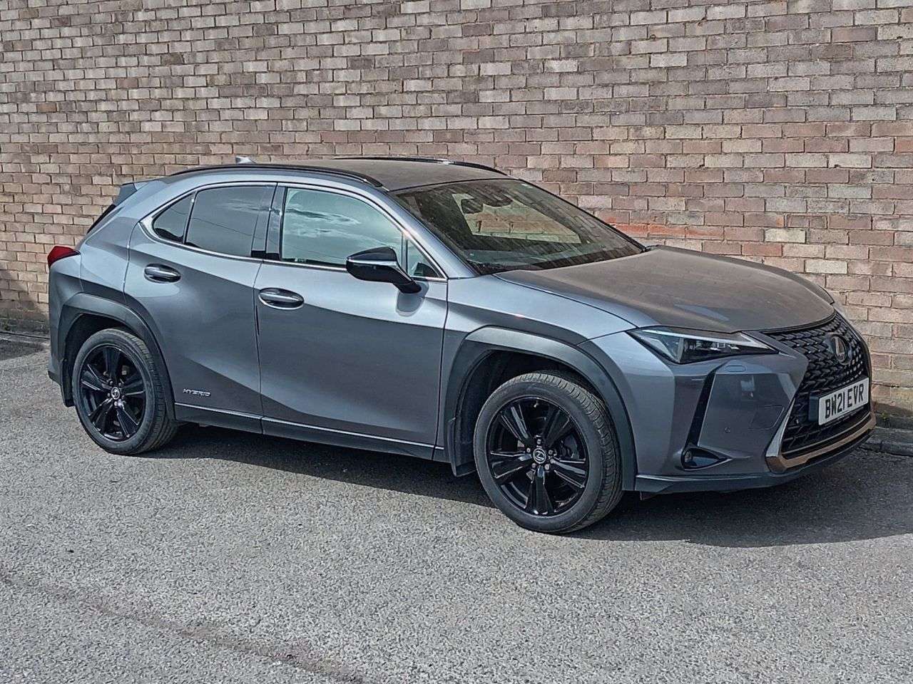 A 2021 LEXUS UX 2.0 250h SUV 5dr Petrol Hybrid E-CVT Euro 6 (s/s) (184 ps) A 2021 LEXUS UX 2.0 250h SUV 5dr Petrol Hybrid E-CVT Euro 6 (s/s) (184 ps)