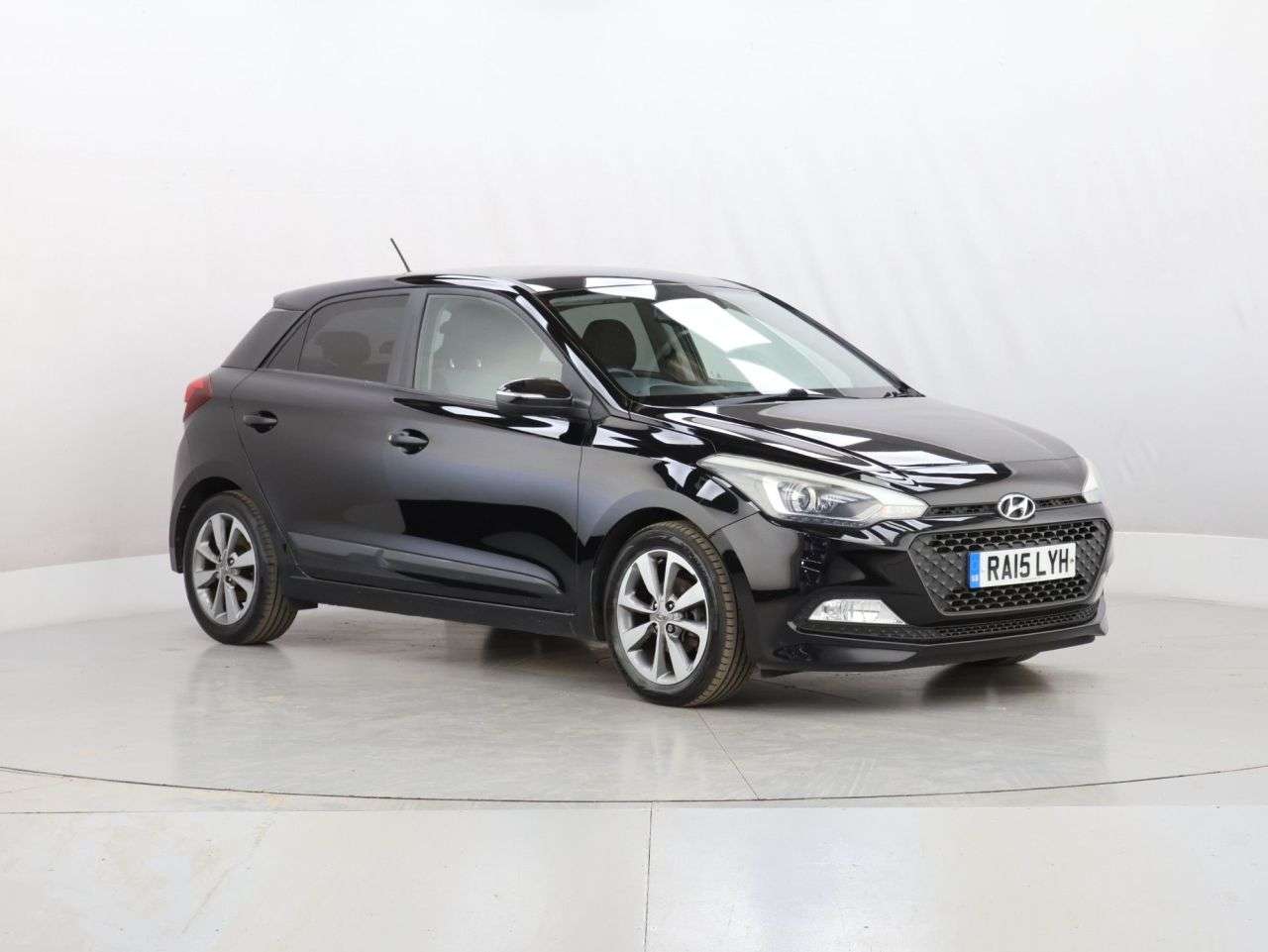 A 2015 HYUNDAI I20 1.4 Premium Hatchback 5dr Petrol Manual Euro 6 (100 ps) A 2015 HYUNDAI I20 1.4 Premium Hatchback 5dr Petrol Manual Euro 6 (100 ps)