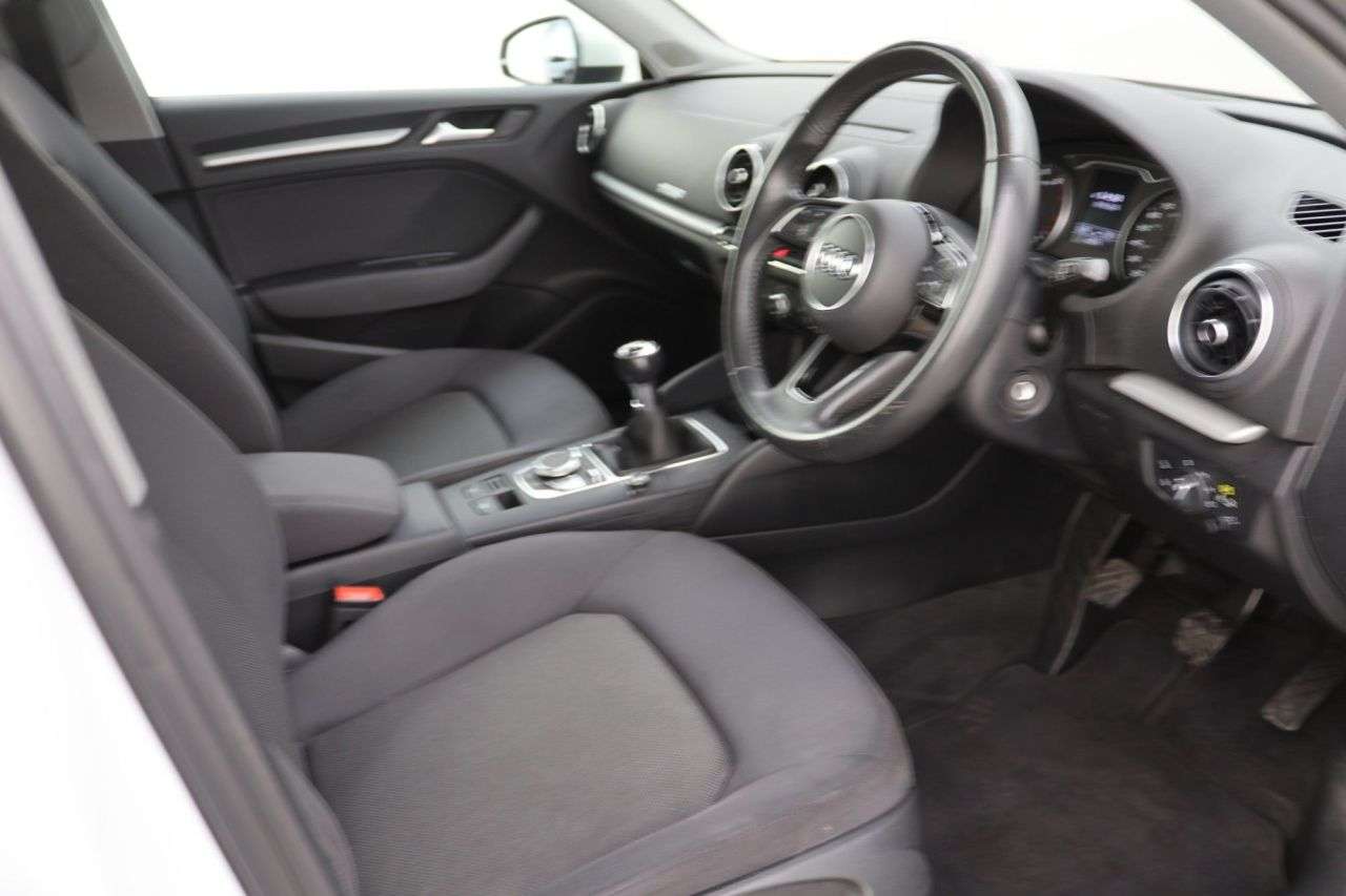 2018 AUDI A3 2018 AUDI A3