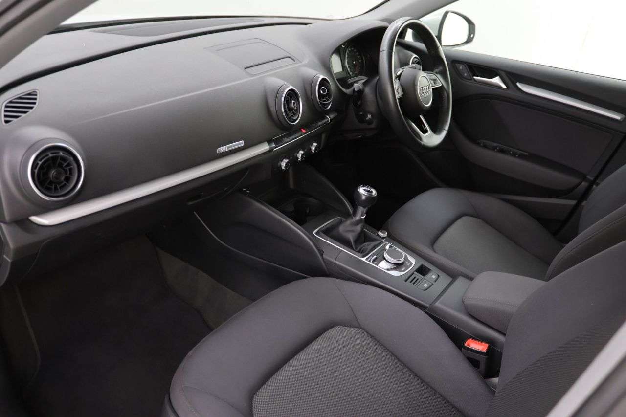 2018 AUDI A3 2018 AUDI A3