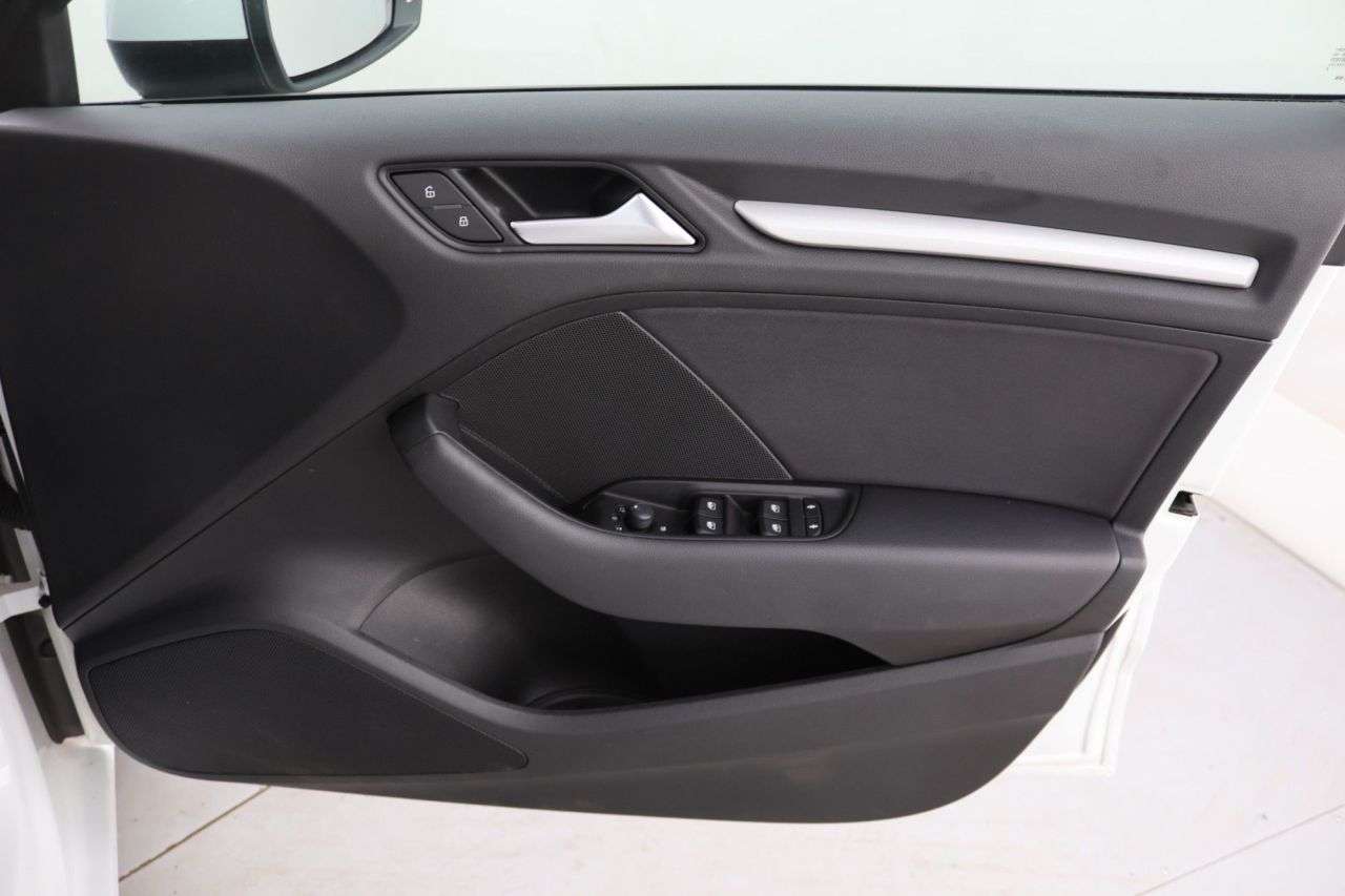 2018 AUDI A3 2018 AUDI A3