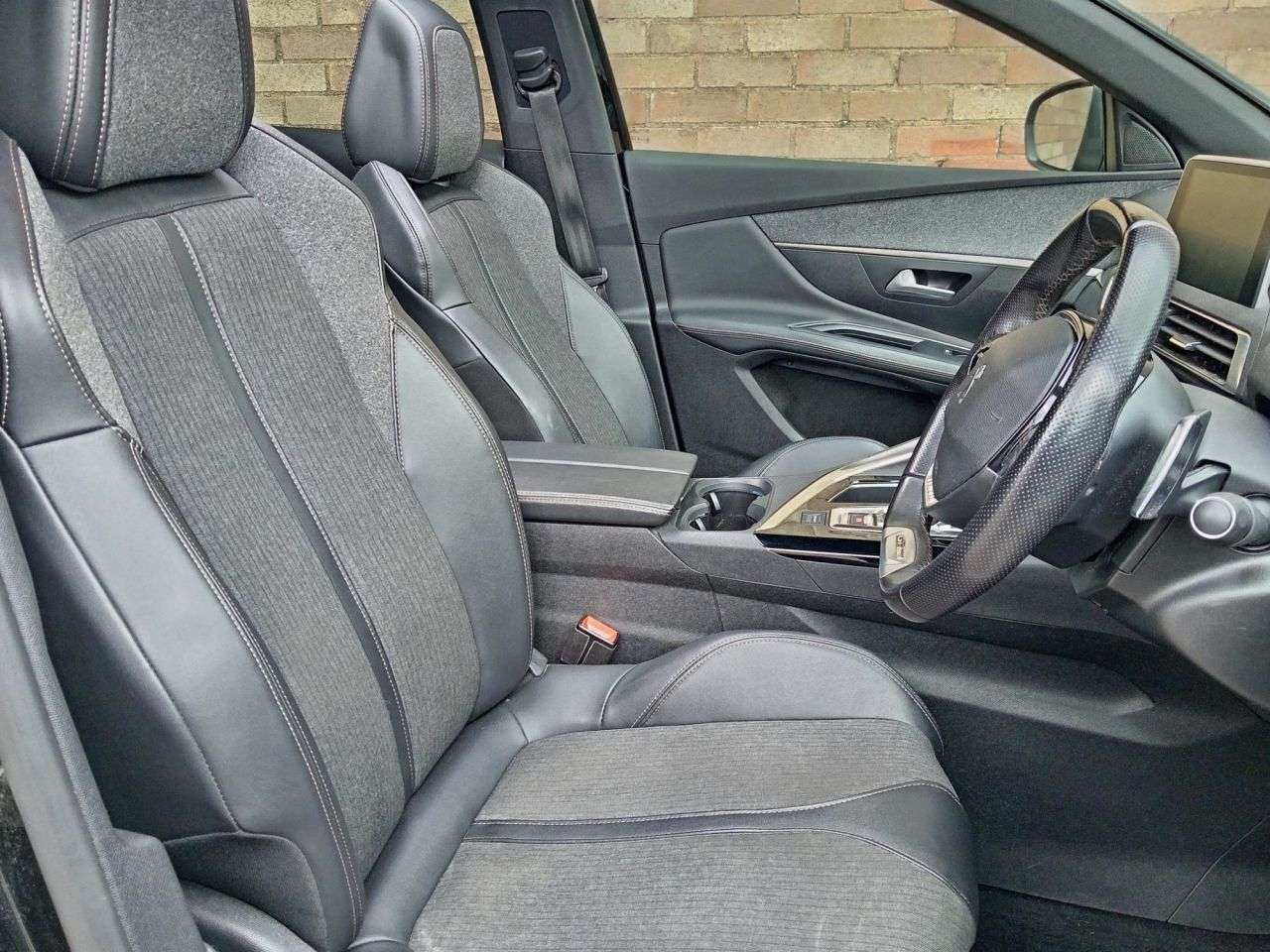 2019 PEUGEOT 3008 2019 PEUGEOT 3008