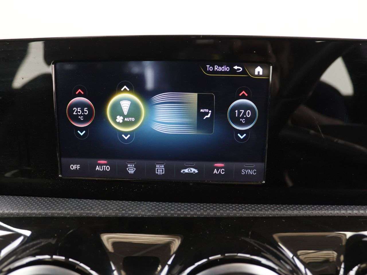 2018 MERCEDES-BENZ A CLASS 2018 MERCEDES-BENZ A CLASS