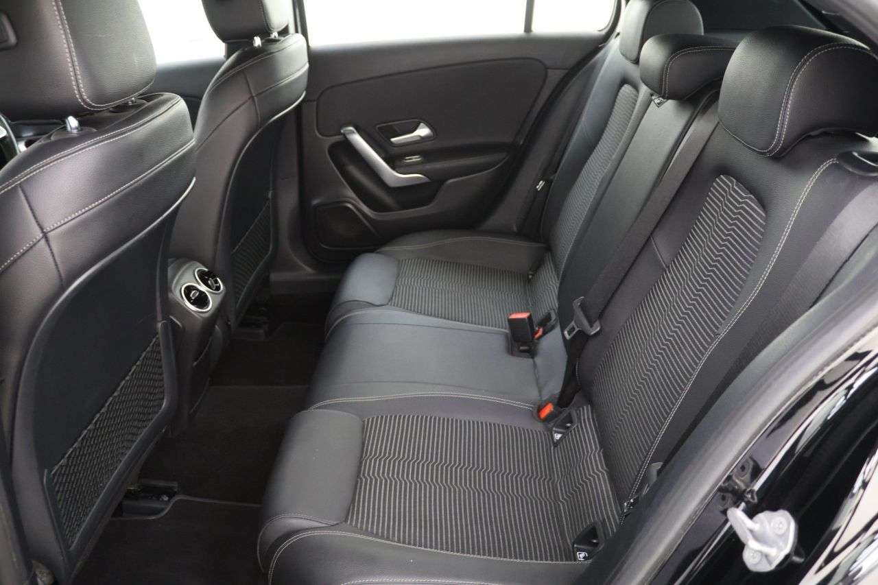2018 MERCEDES-BENZ A CLASS 2018 MERCEDES-BENZ A CLASS