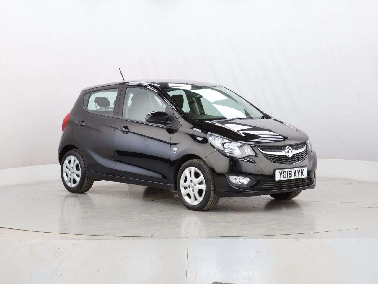 A 2018 VAUXHALL VIVA 1.0i SE Hatchback 5dr Petrol Manual Euro 6 (a/c) (73 ps) A 2018 VAUXHALL VIVA 1.0i SE Hatchback 5dr Petrol Manual Euro 6 (a/c) (73 ps)