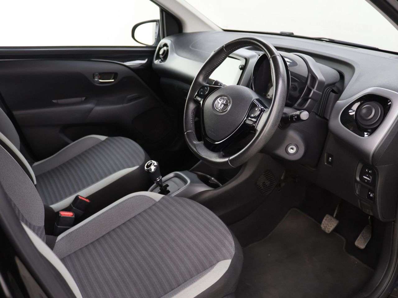2019 TOYOTA AYGO 2019 TOYOTA AYGO