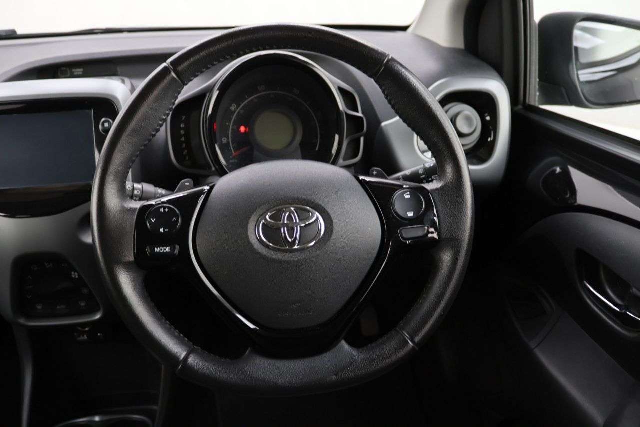 2019 TOYOTA AYGO 2019 TOYOTA AYGO