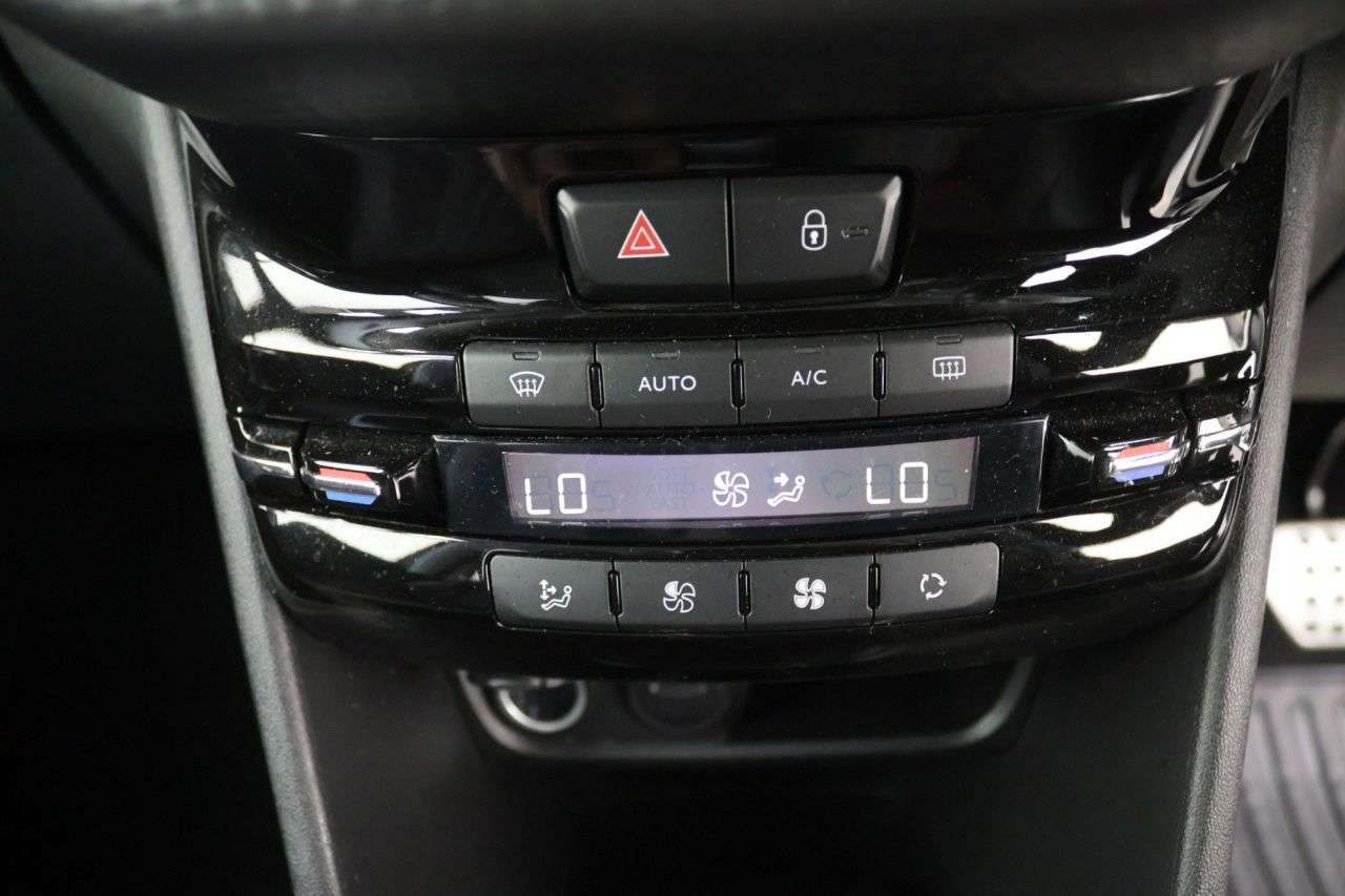 2019 PEUGEOT 2008 2019 PEUGEOT 2008