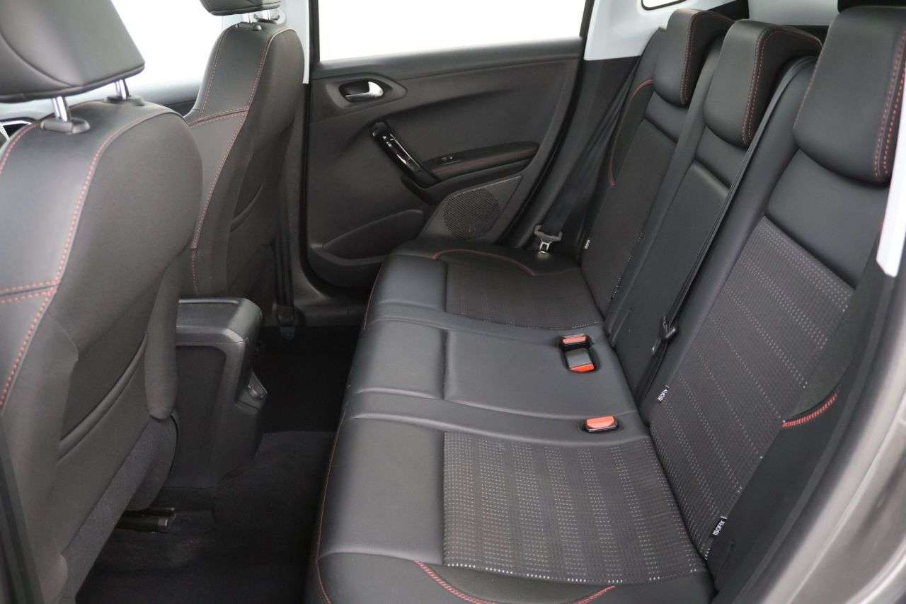2019 PEUGEOT 2008 2019 PEUGEOT 2008